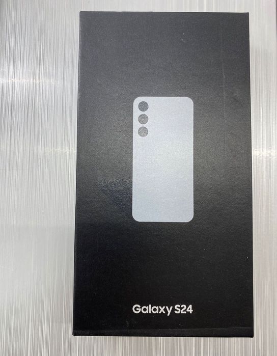 Samsung Galaxy S24 повністю новий