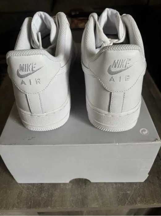 Nike Air Force 1 Low '07 Biały R.45