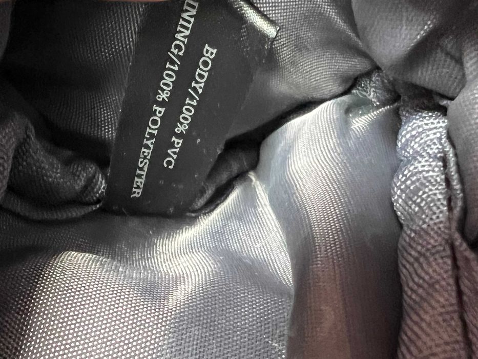 Нова сумка на пояс Guess
