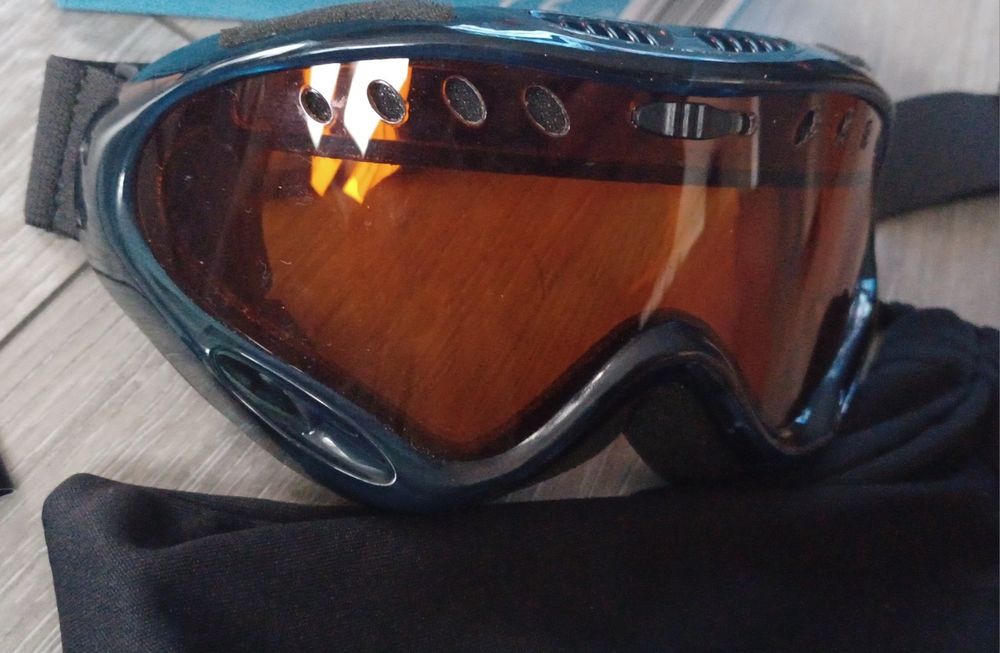 Kask narciarski dla dzieci z goglami B-SQUAR 51-53cmE