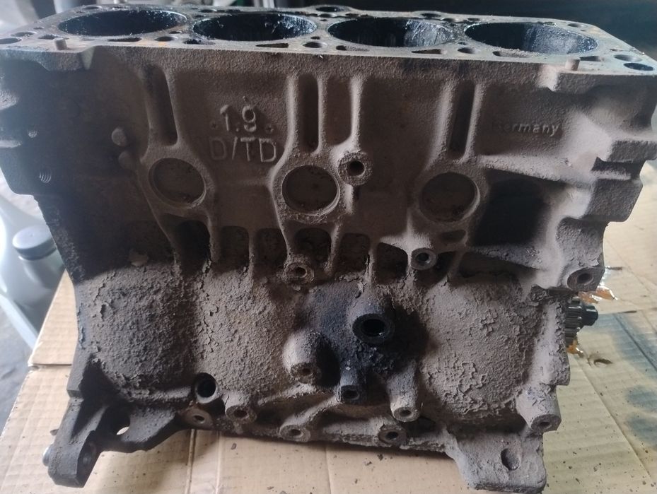 Двигун VW T4 1.9 ABL
