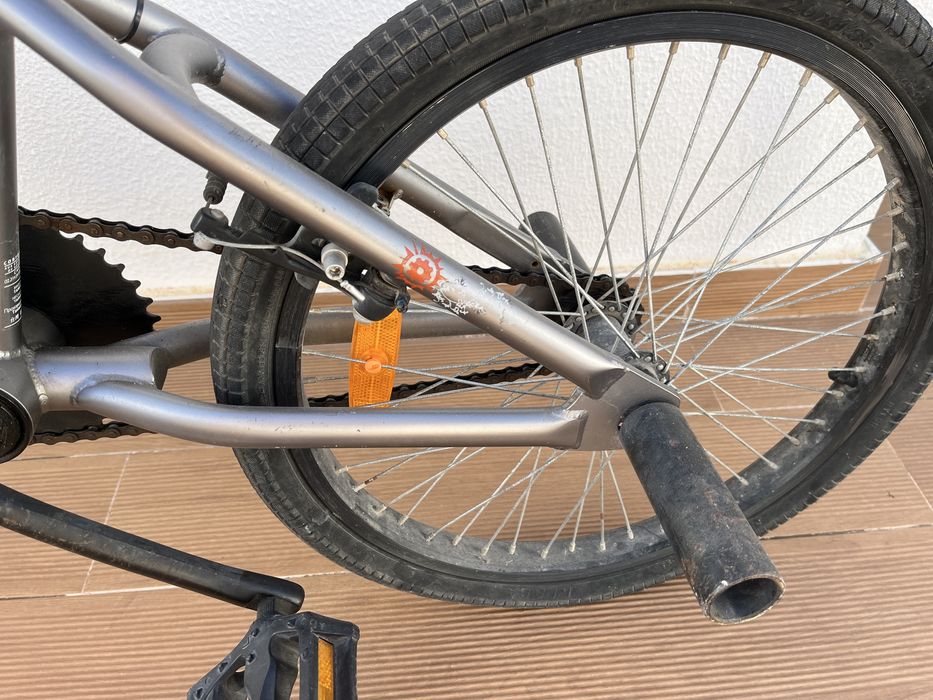 Bicicleta BMX completa