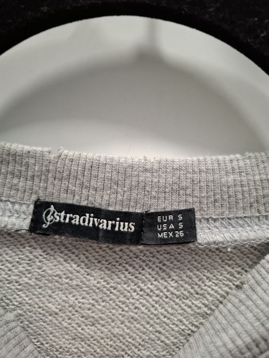 Krótka bluza z długim rękawem