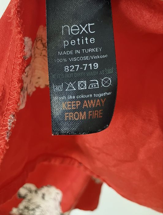 Kimono narzutka NEXT czerwone w kwiaty wiskoza oversize r. 44 / 16