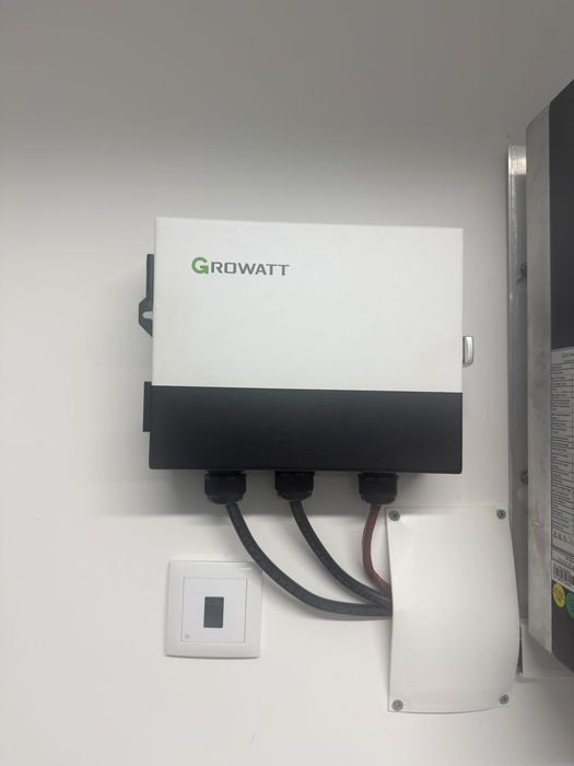 Inversor Hibrido Growatt SPH 6000 + Growatt ATS-S