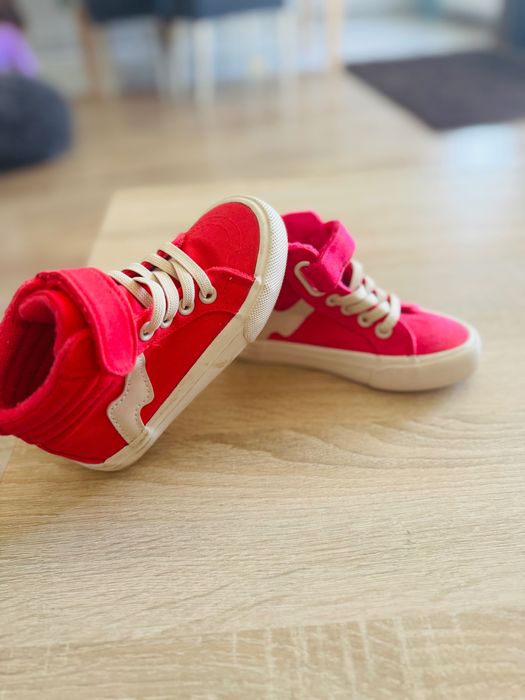 buty rozmiar 24 nowe