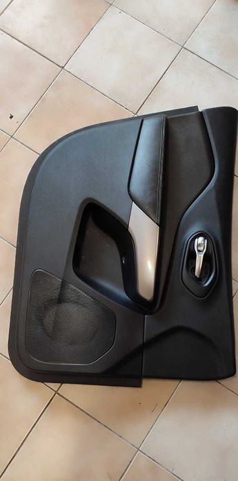 Карта двері лівої передньої Jeep CHEROKEE 2020