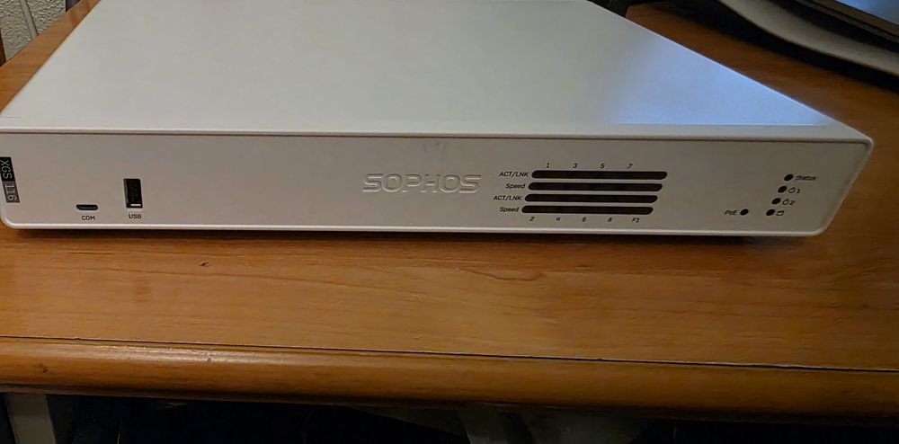 Firewall Sophos XGS 116 Xstreme Protection Bundle