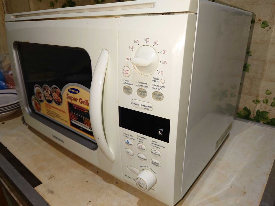 Микроволновая печь Samsung PG117R