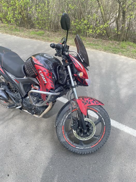 Продам ліфан кр 200