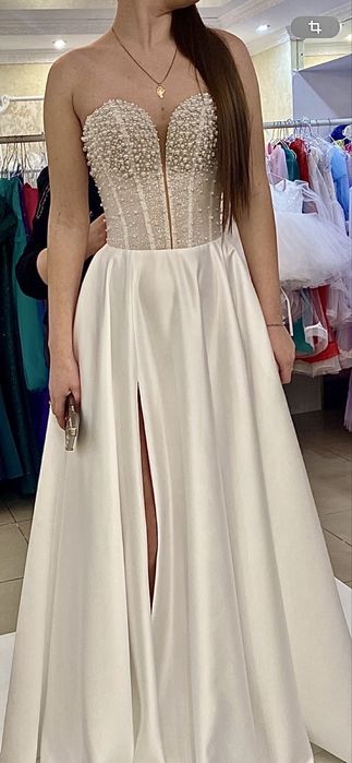 Сукня вечірня ,випускний ,весільна