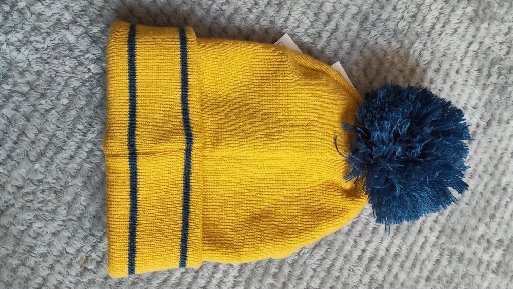 Nowa czapka Minionki zimowa