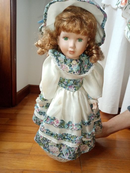 Bonecas de porcelana antigas