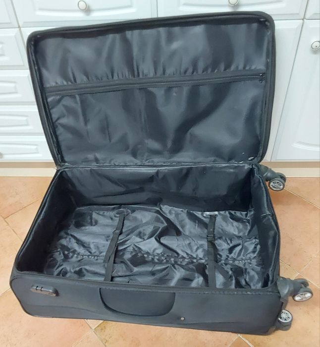 MALA DE VIAGEM DE PORÃO 32KG. Casa,Férias,Quarto,Sala,Arrumação.