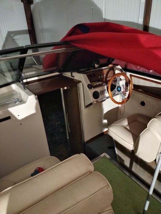 Łódź GLASTRON Aventura