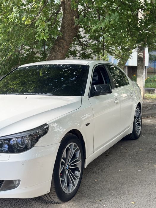 BMW E60 2008 • повністю обслужена•срочно