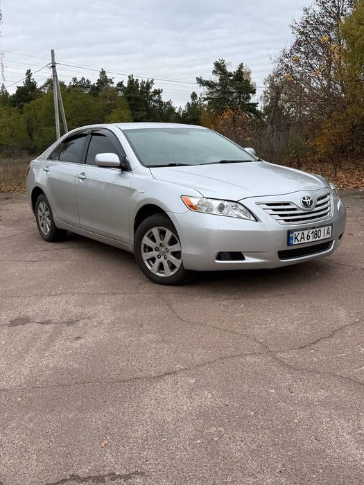 Продам Toyota Camry 40