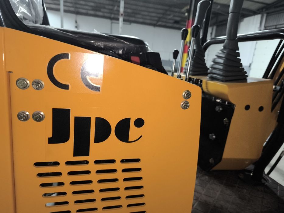 Mini Giratória JPC HT12 – NOVA