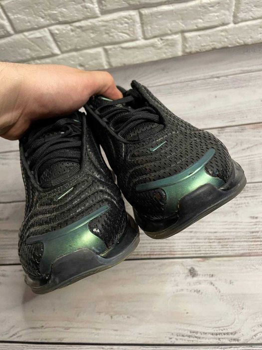 Кроссовки Nike Air Max 270
