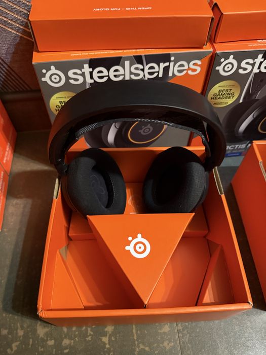 Навушники геймерські SteelSeries Arctis Nova 3