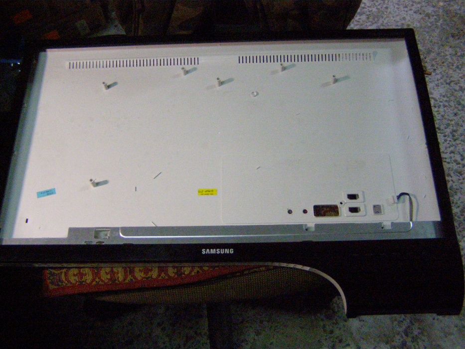 Samsung S27B750V --разборка