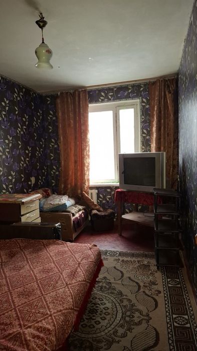 Здається кімната.Борщагівка.