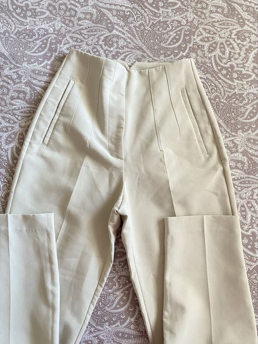 Calça zara alfaitaria tamanho 34 com etiqueta
