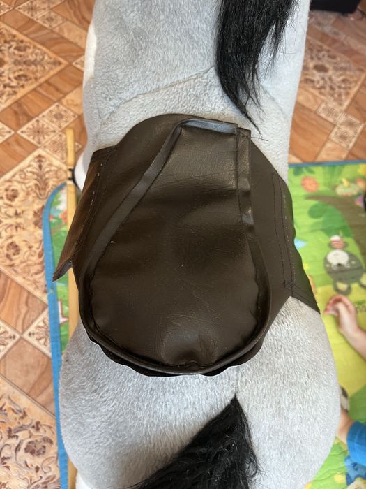 Гойдалка дитяча коник