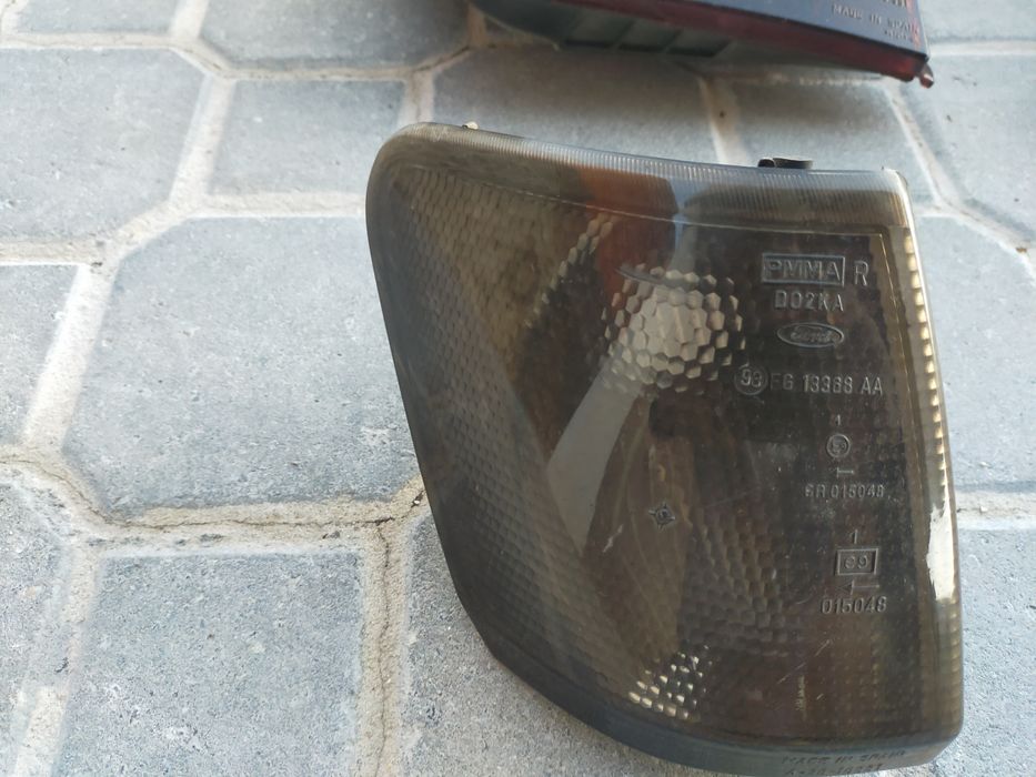 Farolins Ford Fiesta 1995