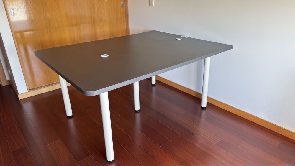 Secretária para 2 pessoas - 1,60 x 1,20 m