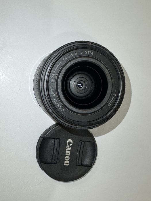 Універсальний об’єктив Canon RF 24–50mm