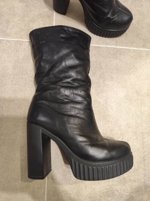 Кожаные Зимние женские сапоги