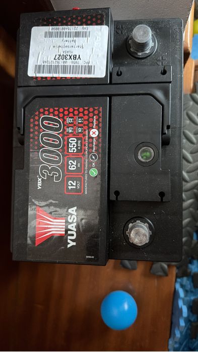 Bateria de carro com 2 semanas de uso