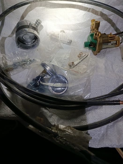 Газове обладнання нове на Славуту/ Таврію