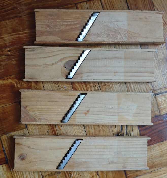 Терка шинковка для овощей капуста морковка , буряк дайкон, редька