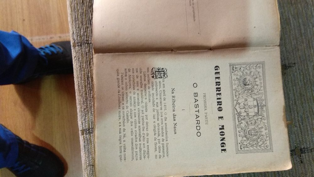 Livro antigo - GUERREIRO É MONGE de António campos junior