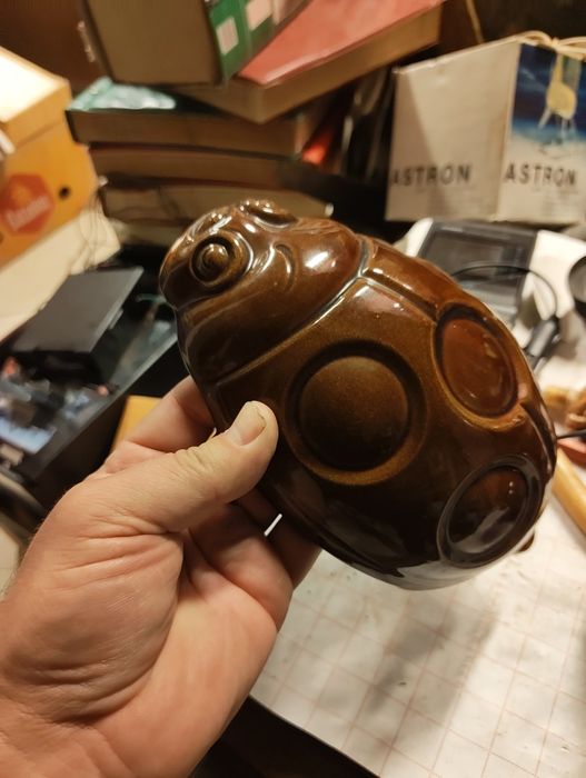 Forma dekoracyjna porcelana biedronka.