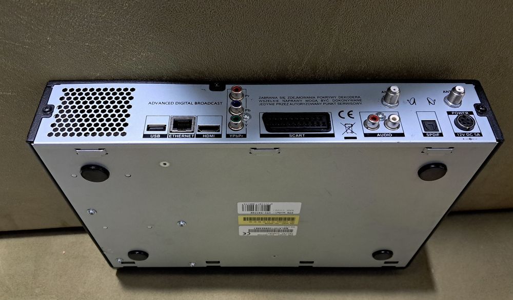 Dekoder nbox HDTV recorder wraz z pilotem