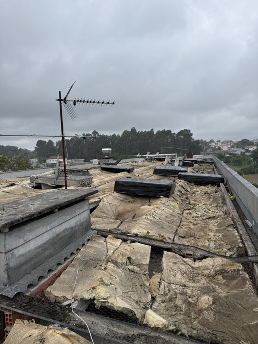 Telhados (Retirada de amianto)