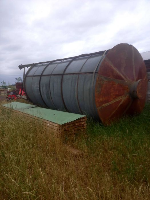 SPRZEDAM SILOS Zbiornik Bin 40 ton...