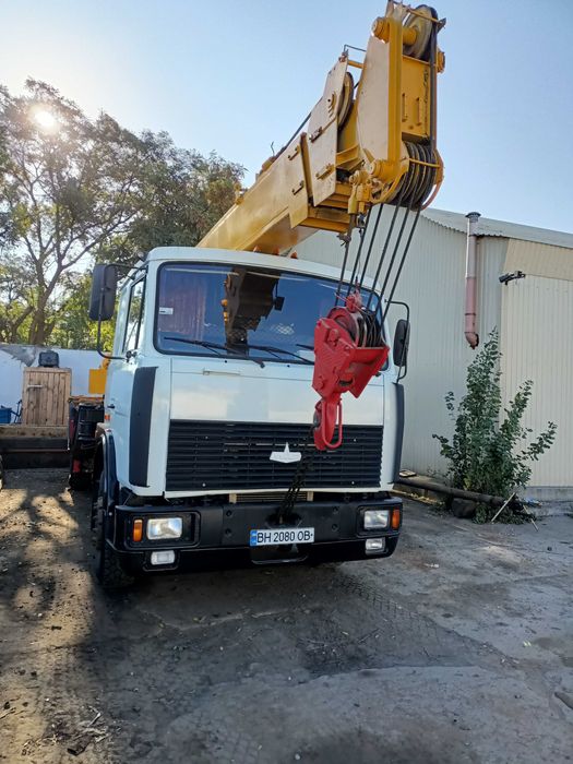 Аренда крана услуги автокрана Машека 10-30 тонн 14-32 метра стрела