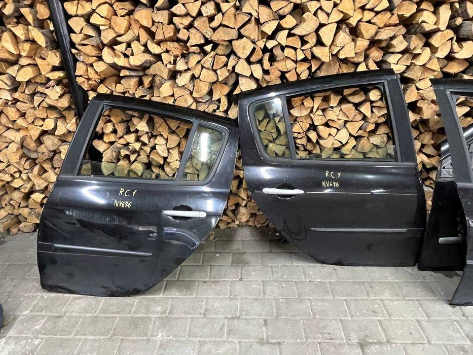 РЕНО КЛІО 3 Хетчбек Двері передні задні