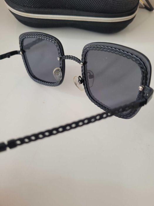 Oculos de sol de senhora novos.