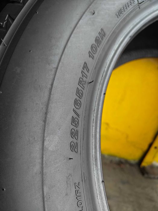 Bridgestone Alenza 001 R17 225 65 102H шини літні комплект рік 25