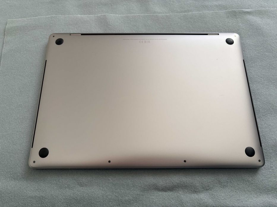 MacBook Pro 2019 13" A1989 srebrny i7 2,8Ghz 16/512GB iCloud