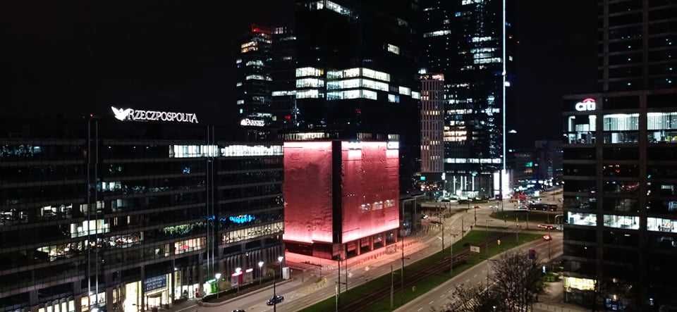 Apartament w centrum Warszawy z Darmowym Parkingiem
