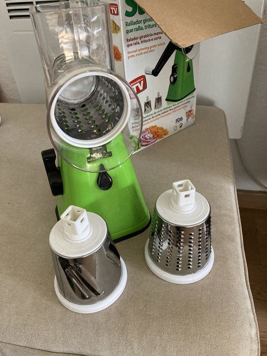 Triturador com diferentes cortes