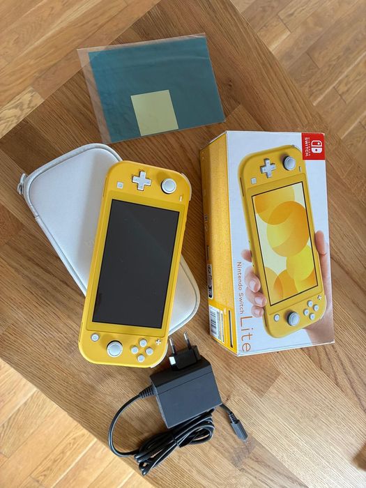Nintendo Switch Lite