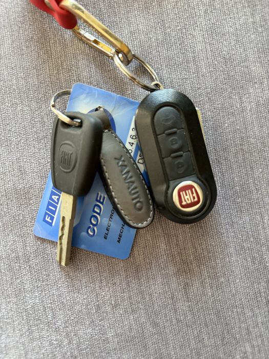Fiat 500 1.2 Lounge Automático | 86.880 km | Teto Panorâmico | Câmara Traseira