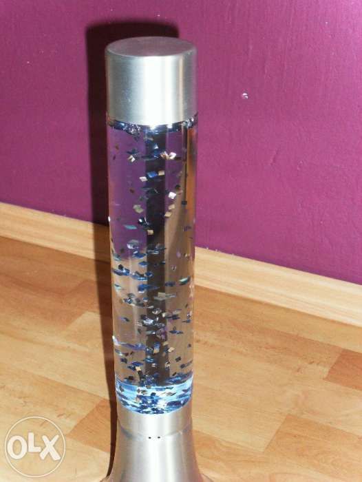 Lampka ozdobna do pokoju.